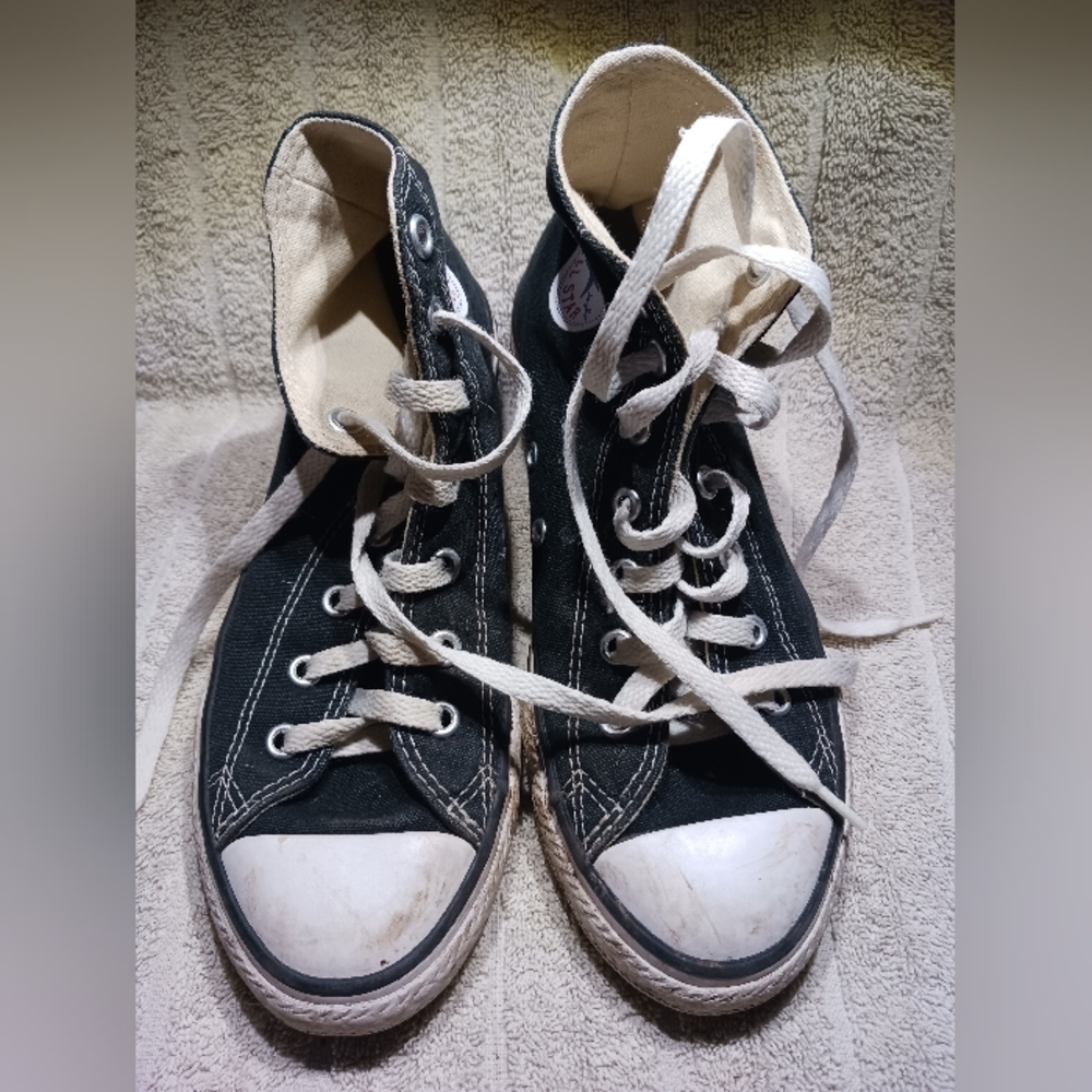 Converse All Stars kids size 2.5